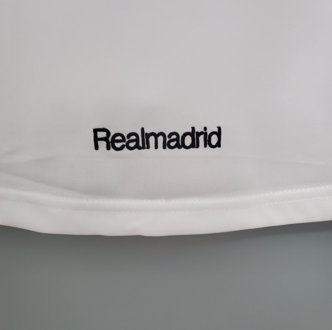 Camisa Real Madrid - Retrô | 05/06 - (Casa)