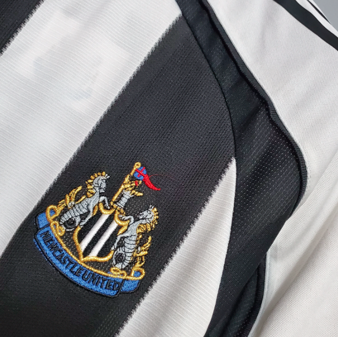 Camisa Newcastle United - Retrô | 05/06 - (Casa)