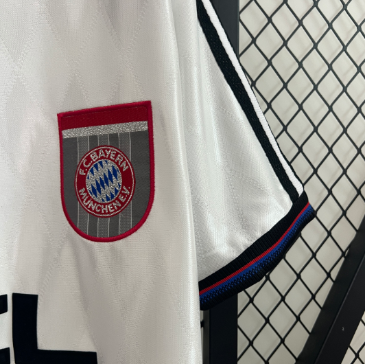 Camisa Bayern Munich - Retrô | 96/98 - (Fora)