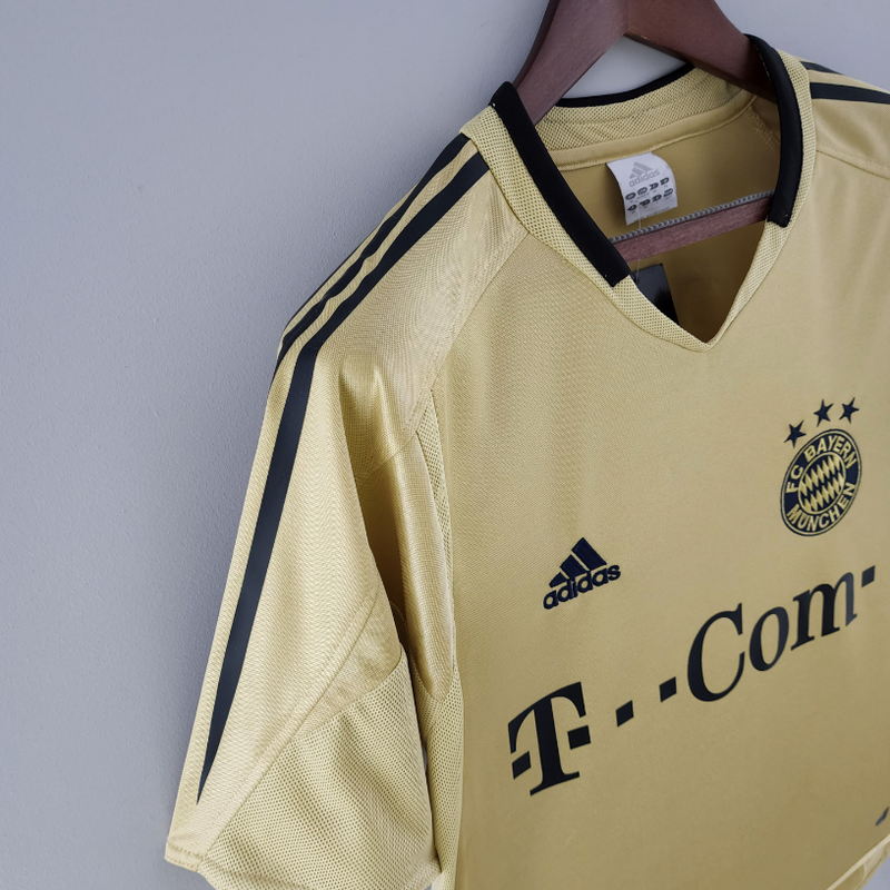 Camisa Bayern Munich - Retrô | 04/05 - (Fora)