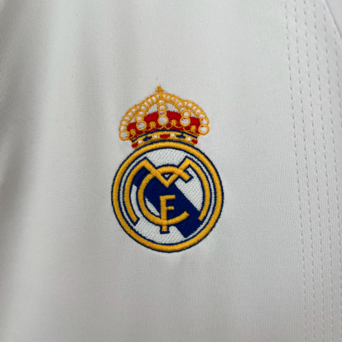 Camisa Real Madrid - Retrô | 03/04 - (Casa)