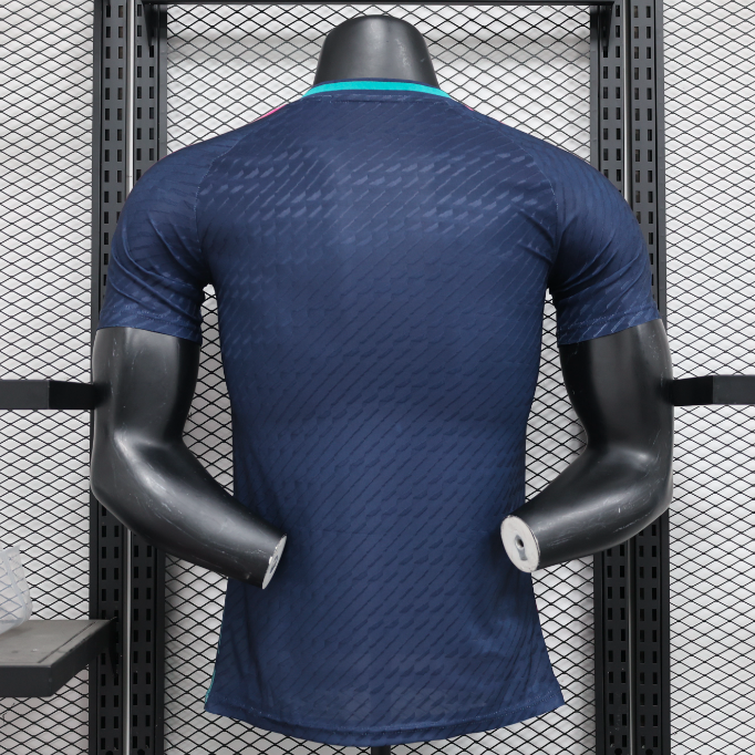 Camisa Real Madrid - Jogador | 24/25 - Edição Especial - Gradiente Roxo
