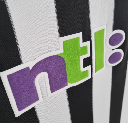 Camisa Newcastle United - Retrô | 00/01 - (Casa)