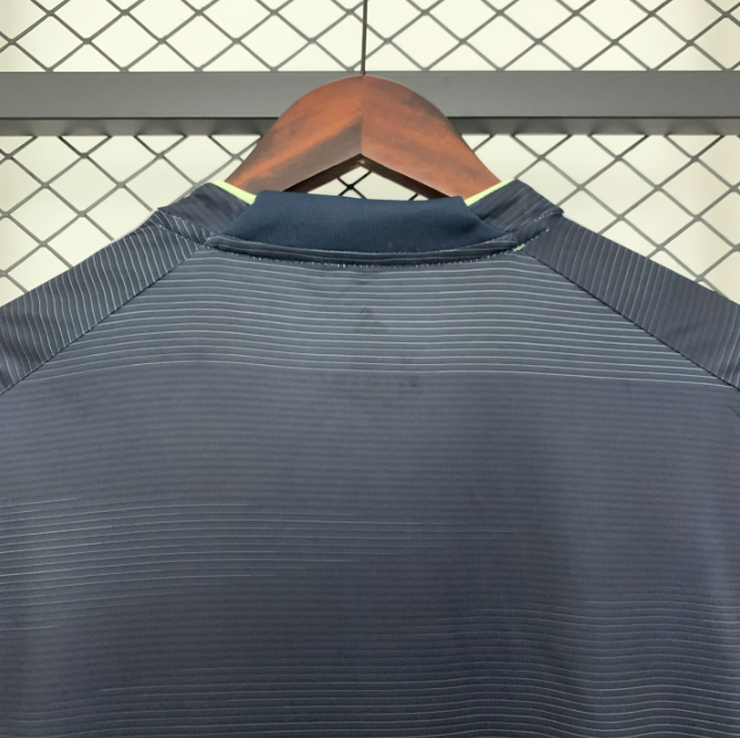 Camisa Real Madrid - Retrô I 25/26 (Fora)