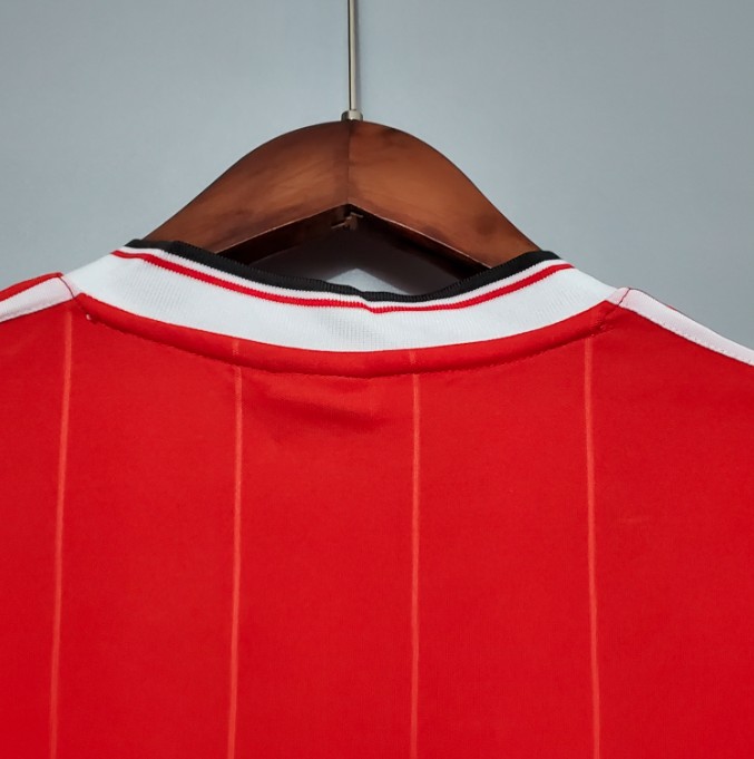 Camisa Manchester United - Retrô | 83/84 - (Casa)