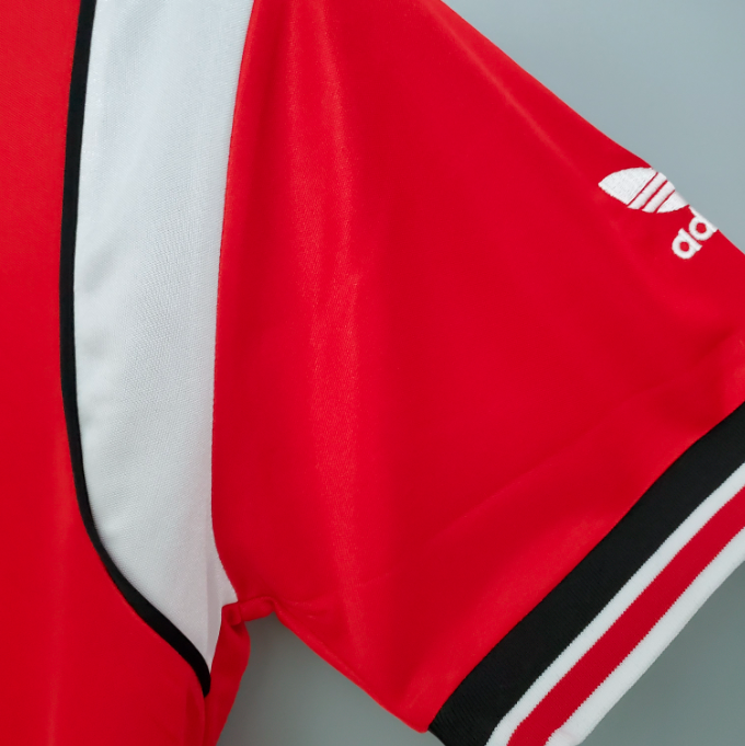 Camisa Manchester United - Retrô | 85/86 - (Casa)