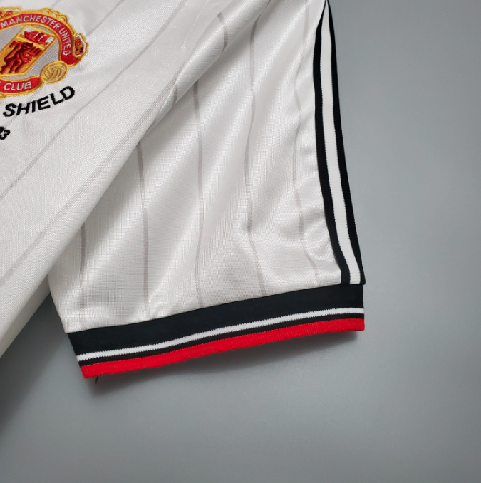 Camisa Manchester United - Retrô | 1983 - (Fora)