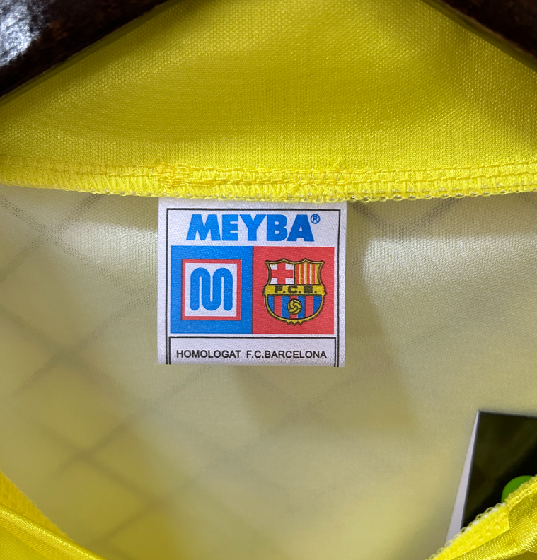Camisa Barcelona - Retrô | 82/84 (Fora)
