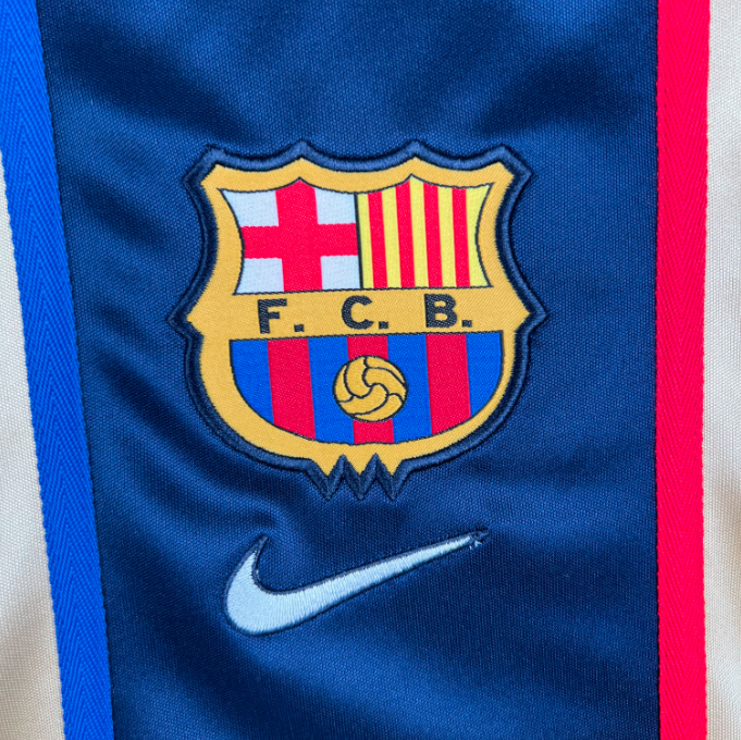 Camisa Barcelona - Retrô | 2002 - (Fora)