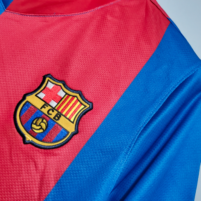 Camisa Barcelona - Retrô | 06/07 - (Casa)