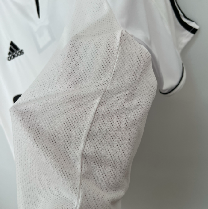 Camisa Real Madrid - Retrô | 03/04 - (Casa)