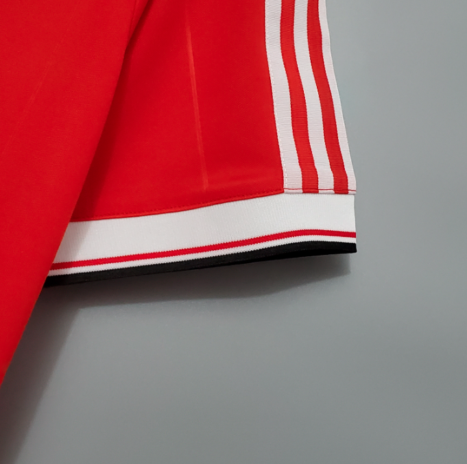 Camisa Manchester United - Retrô | 83/84 - (Casa)