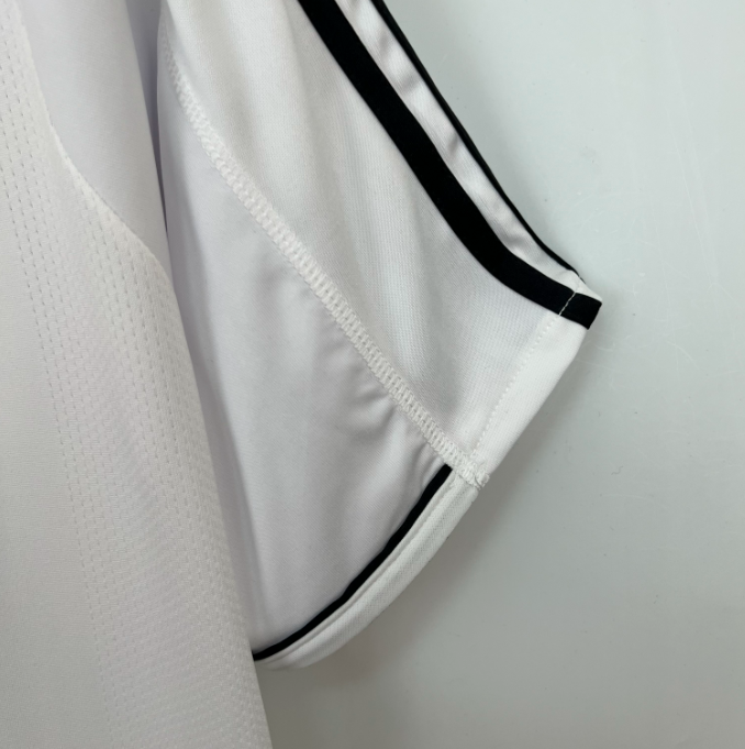Camisa Real Madrid - Retrô | 03/04 - (Casa)