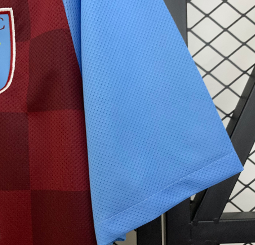 Camisa Aston Villa - Retrô I 11/12 (Casa)